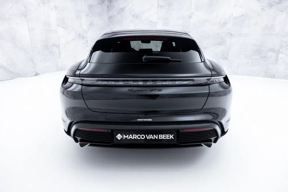 Porsche Taycan GTS 93 kWh uit 2022, foto 12