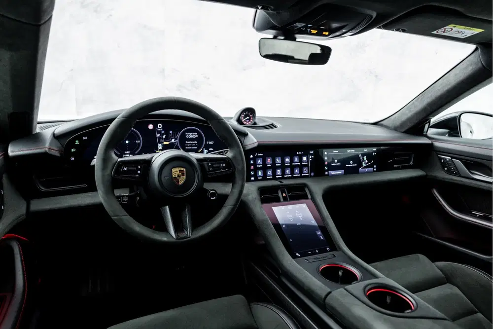 Porsche Taycan GTS 93 kWh uit 2022, foto 16