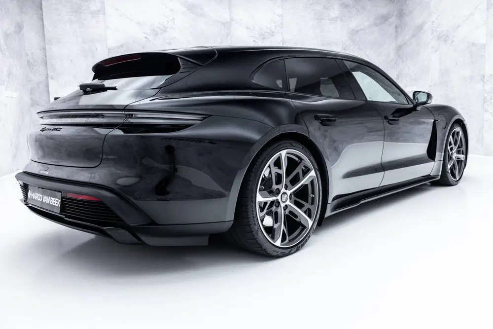 Porsche Taycan GTS 93 kWh uit 2022, foto 2