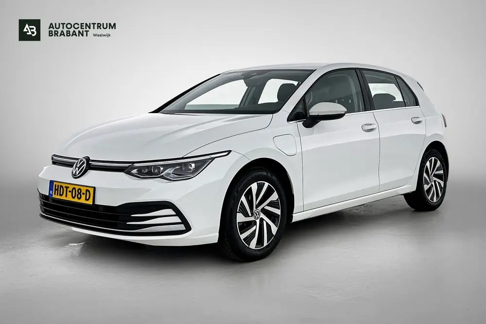 Volkswagen GOLF 1.4 eHybrid Style (Goed ondH, Digitale Dash uit 2021