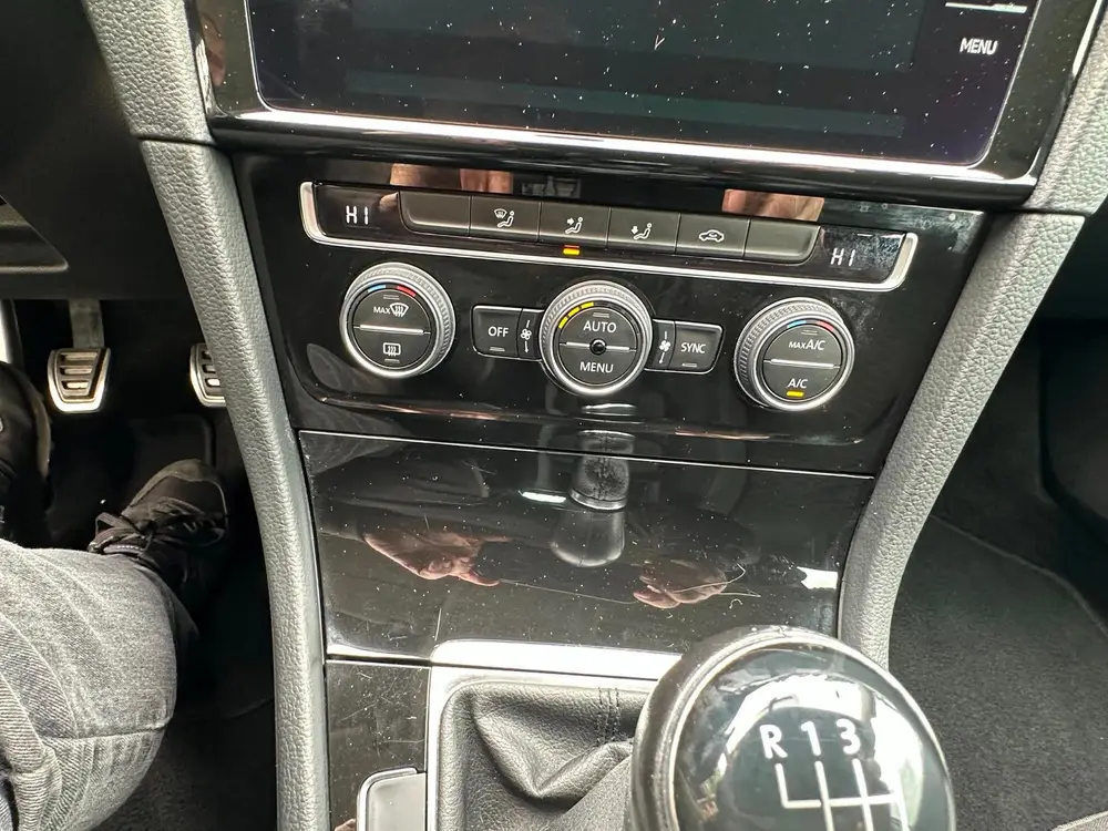 Volkswagen Golf 1.0 TSI Comfortline Business uit 2019, foto 20