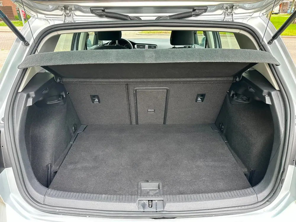 Volkswagen Golf 1.0 TSI Comfortline Business uit 2019, foto 9