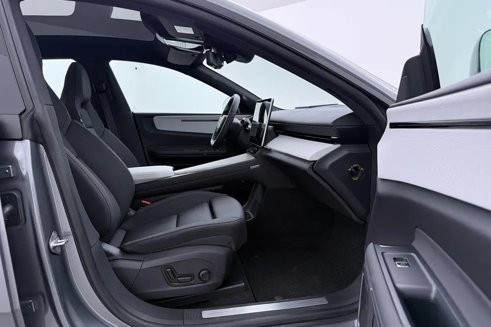 Polestar 4 Long Range Single Motor Plus 100 kWh uit 2025, foto 5