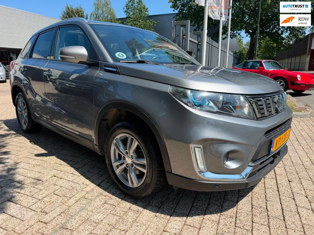Suzuki Vitara 1.0 Boosterjet Comfort, panoramadak, clima, cr uit 2019