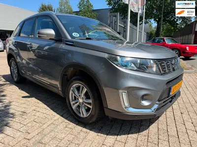 Suzuki Vitara 1.0 Boosterjet Comfort, panoramadak, clima, cr uit 2019