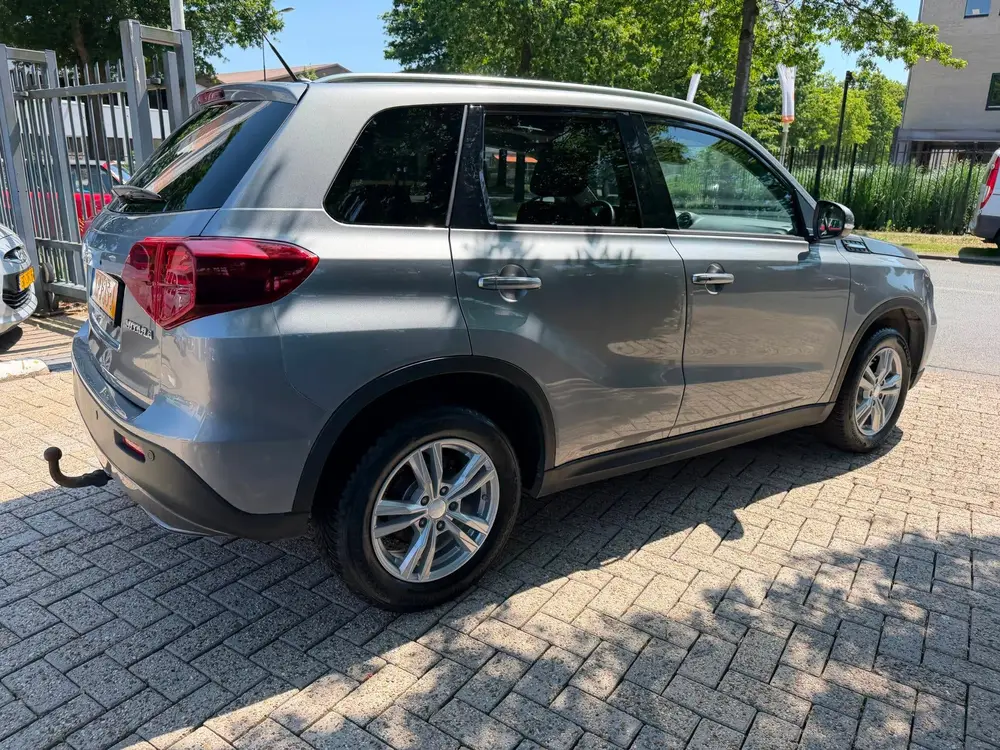 Suzuki Vitara 1.0 Boosterjet Comfort, panoramadak, clima, cr uit 2019, foto 19