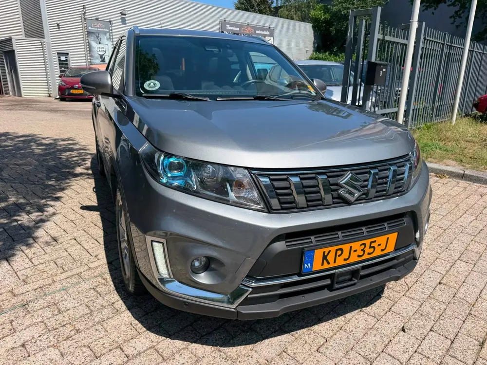 Suzuki Vitara 1.0 Boosterjet Comfort, panoramadak, clima, cr uit 2019, foto 3