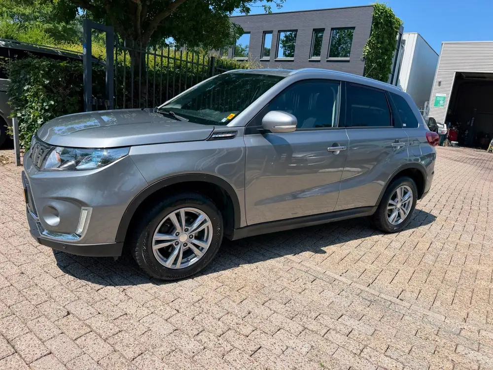 Suzuki Vitara 1.0 Boosterjet Comfort, panoramadak, clima, cr uit 2019, foto 9