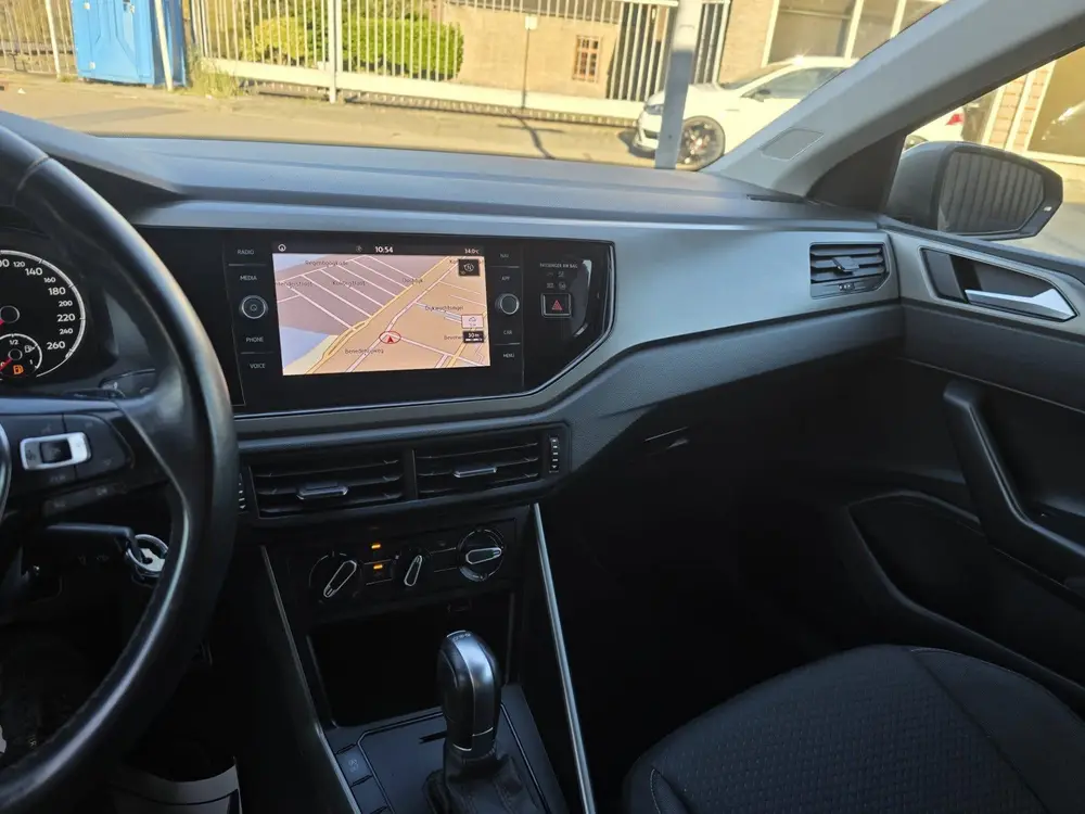 Volkswagen POLO 1.0 TSI Comfortline Business uit 2019, foto 19