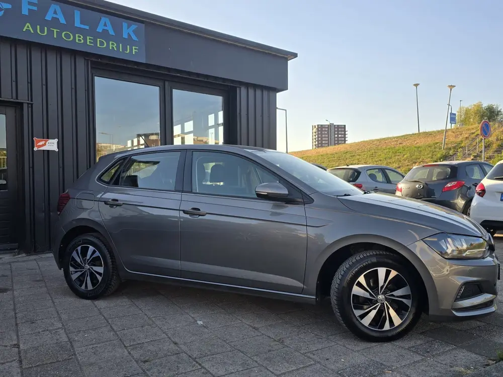 Volkswagen POLO 1.0 TSI Comfortline Business uit 2019, foto 3