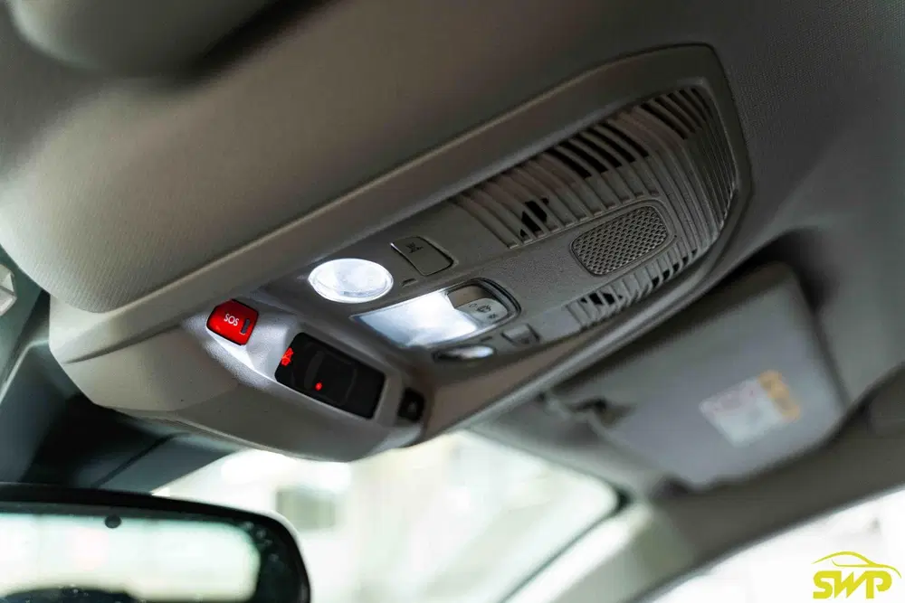Citroën C5 Aircross Citroen C5 Aircross 1.6 Plug-in Hybrid 225 uit 2023, foto 15