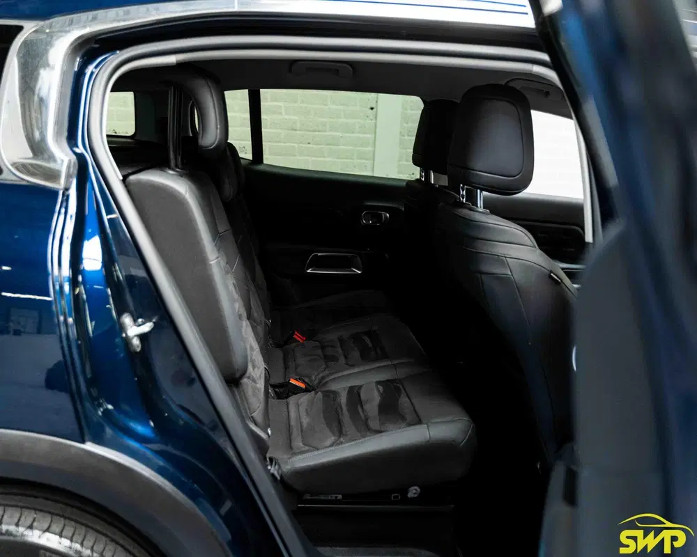 Citroën C5 Aircross Citroen C5 Aircross 1.6 Plug-in Hybrid 225 uit 2023, foto 17