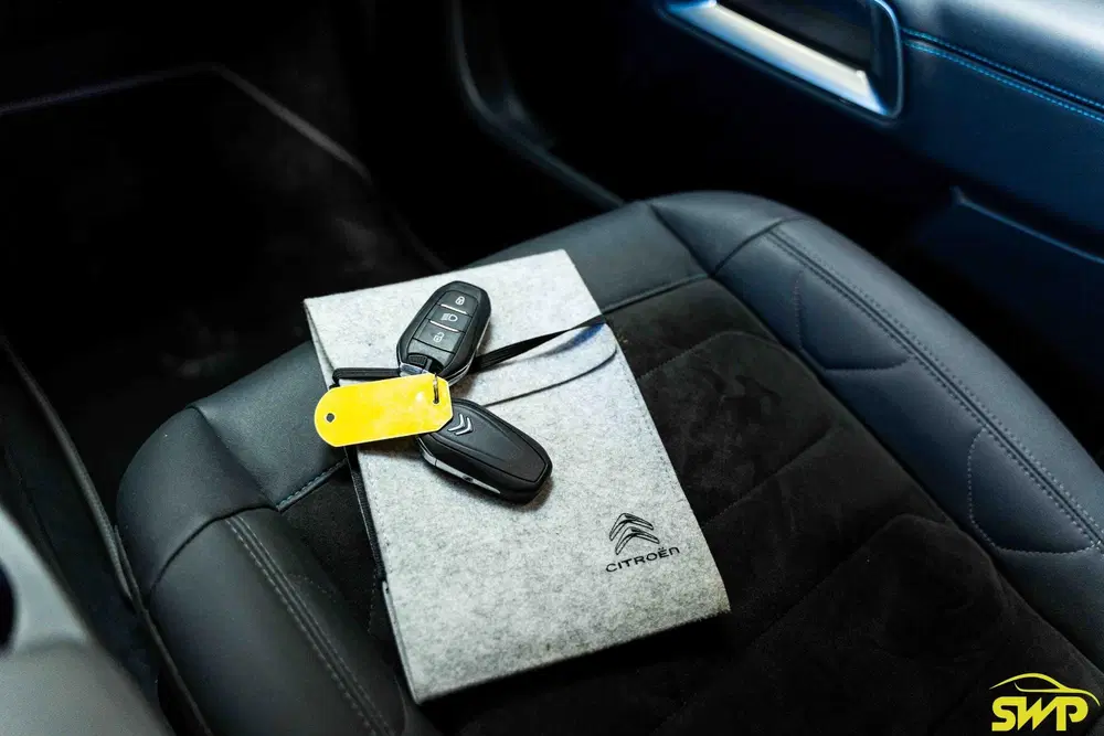 Citroën C5 Aircross Citroen C5 Aircross 1.6 Plug-in Hybrid 225 uit 2023, foto 19