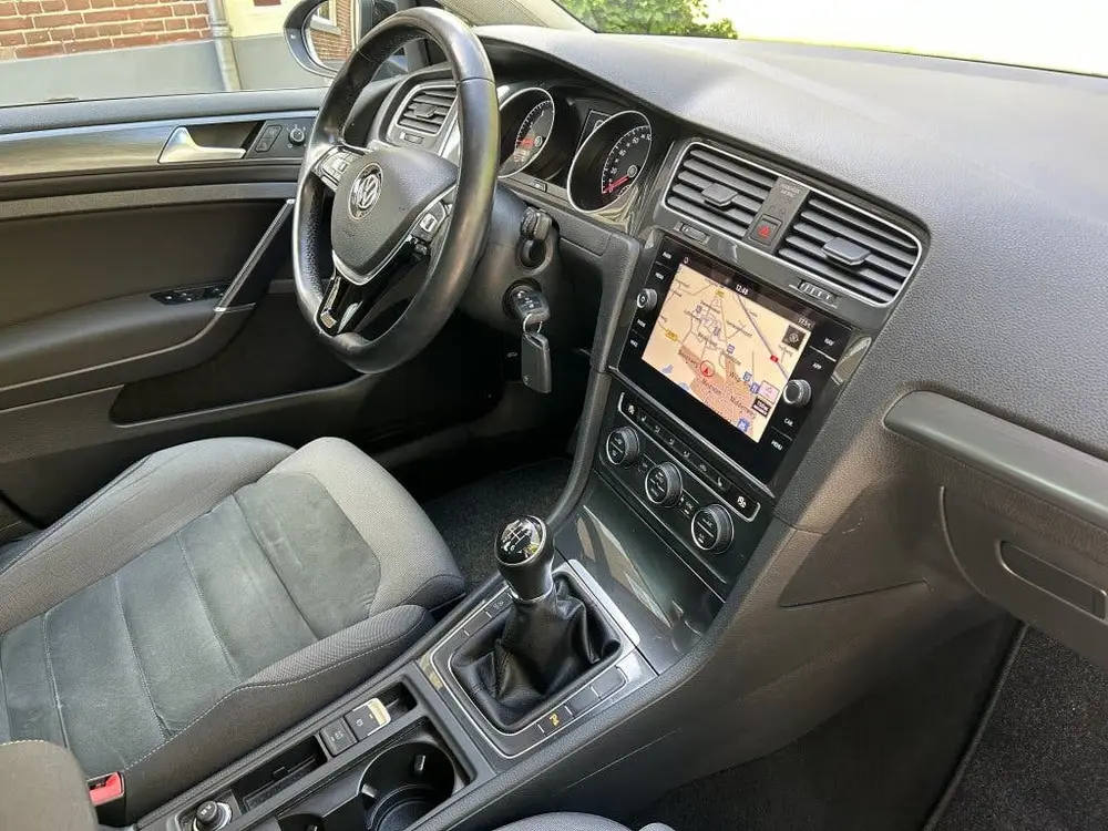 Volkswagen Golf Variant 1.5 TSI 130pk Bns Navi, CarPlay, Tre uit 2019, foto 2