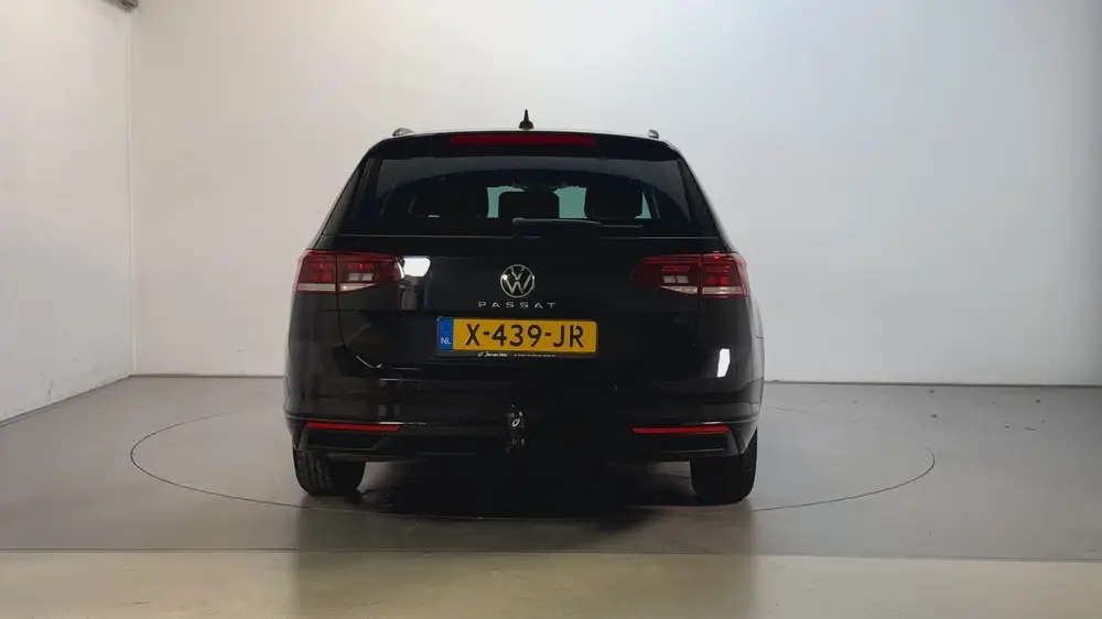 Volkswagen Passat Variant 1.5 TSI 150pk DSG Business Navigat uit 2020, foto 10