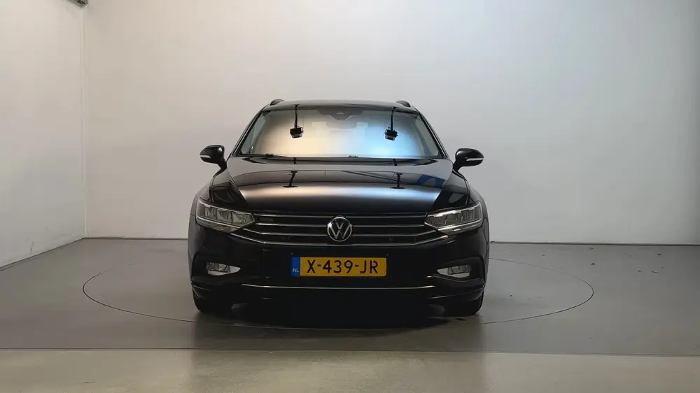 Volkswagen Passat Variant 1.5 TSI 150pk DSG Business Navigat uit 2020, foto 16