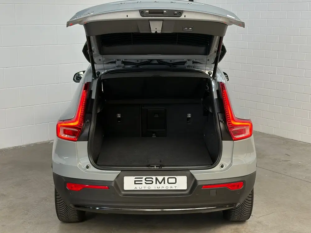 Volvo XC40 1.5 T4 Plug-in hybrid Ultimate Dark Panora uit 2023, foto 10