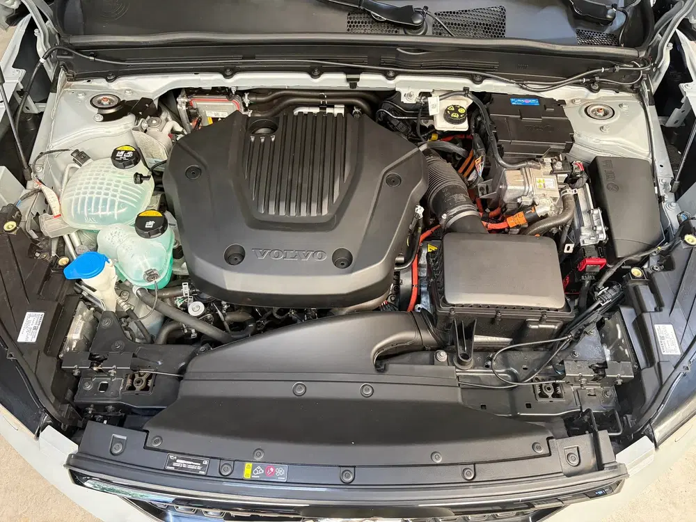 Volvo XC40 1.5 T4 Plug-in hybrid Ultimate Dark Panora uit 2023, foto 12