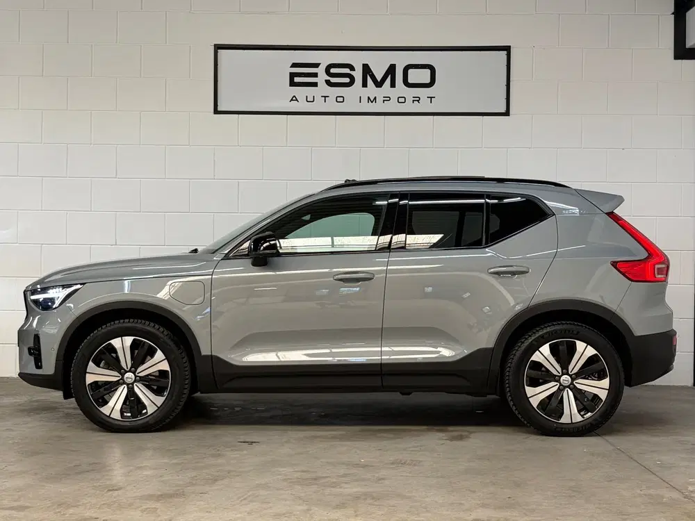 Volvo XC40 1.5 T4 Plug-in hybrid Ultimate Dark Panora uit 2023, foto 2