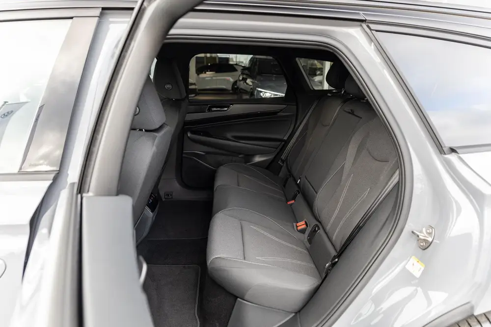 Volkswagen ID.7 Tourer 286pk Limited Edition 77 kWh | 20" Ve uit 2025, foto 17