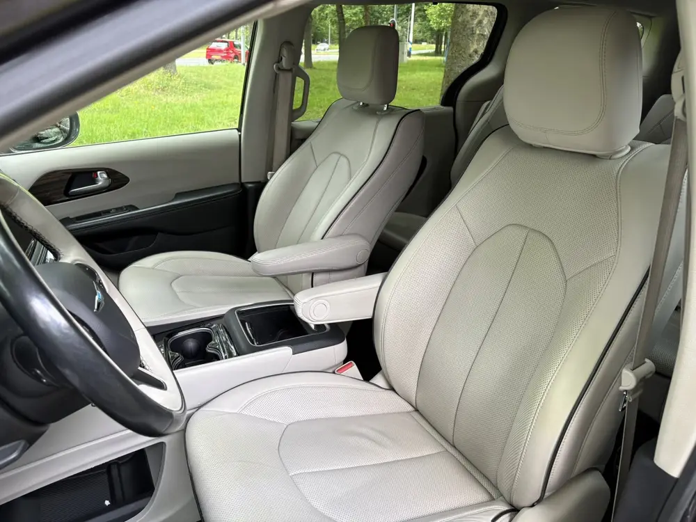 Chrysler Pacifica 3.6 V6 Hybrid PHEV LIMITED (bj 2021) uit 2021, foto 11