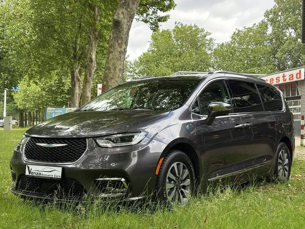 Chrysler Pacifica 3.6 V6 Hybrid PHEV LIMITED (bj 2021) uit 2021, foto 3