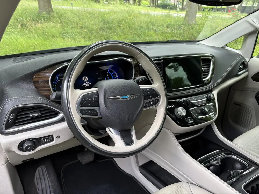 Chrysler Pacifica 3.6 V6 Hybrid PHEV LIMITED (bj 2021) uit 2021, foto 7