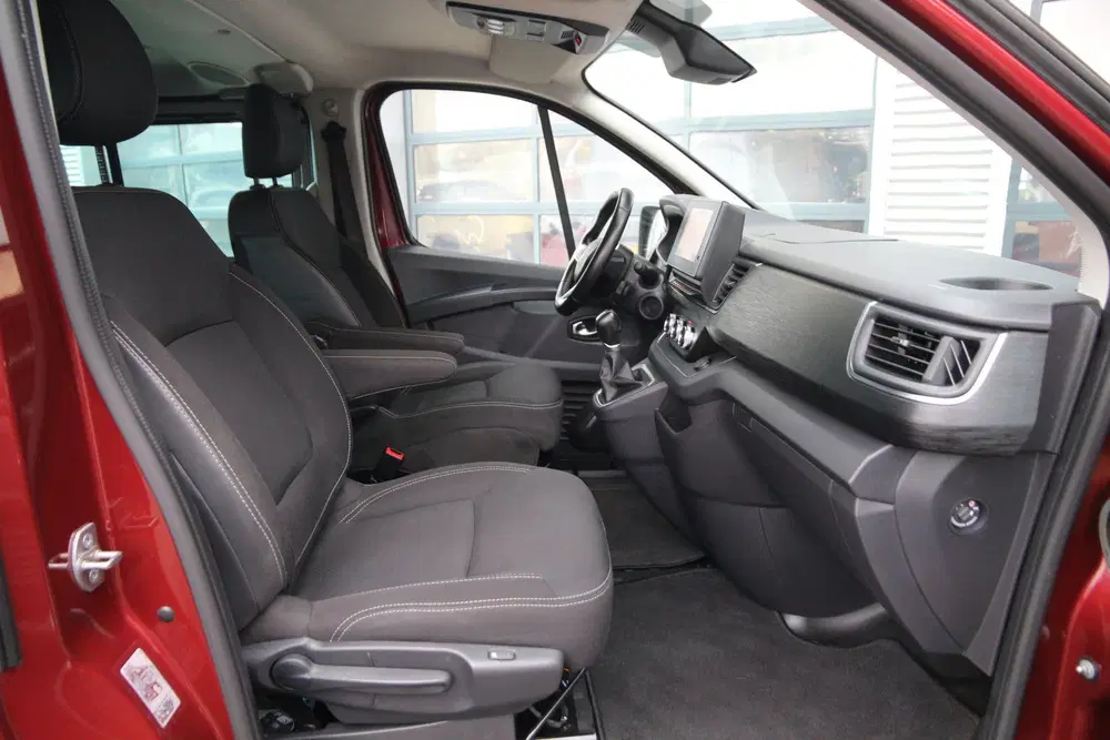 Renault Trafic 2.0 DCI 170 uit 2022, foto 9