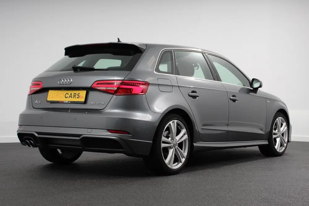 Audi A3 35 TFSI 150pk Automaat S-Line Sport Climat uit 2020, foto 5