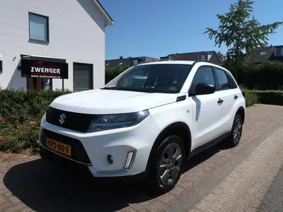 Suzuki Vitara 1.4 Boosterjet Smart Hybrid ADAPTIVE CRUIS uit 2024