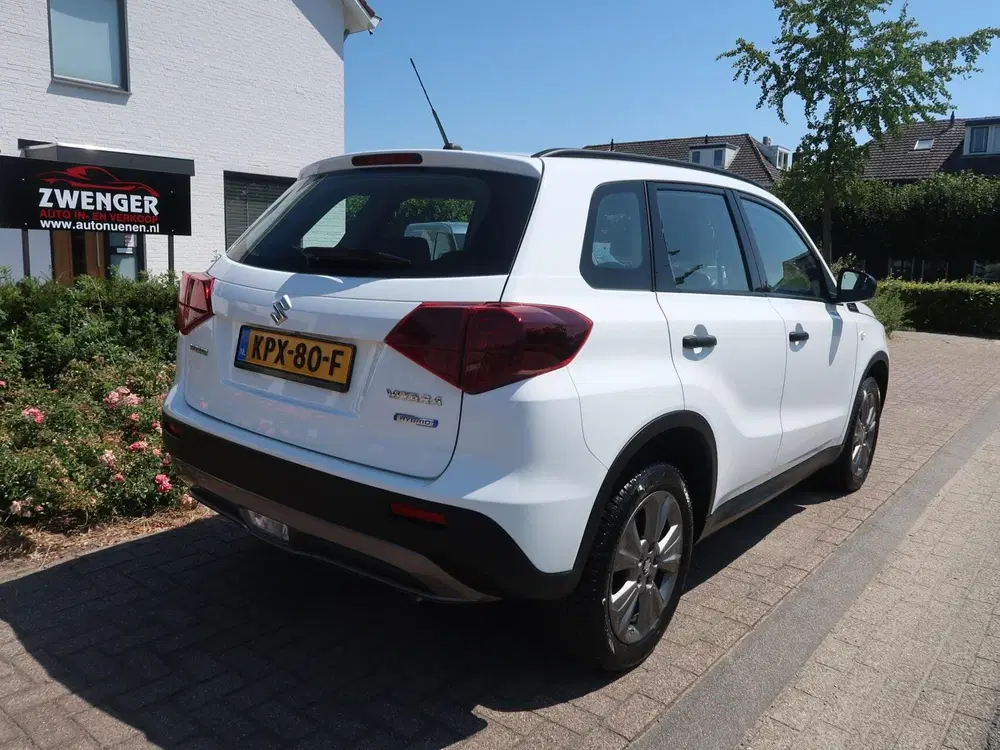 Suzuki Vitara 1.4 Boosterjet Smart Hybrid ADAPTIVE CRUIS uit 2024, foto 6
