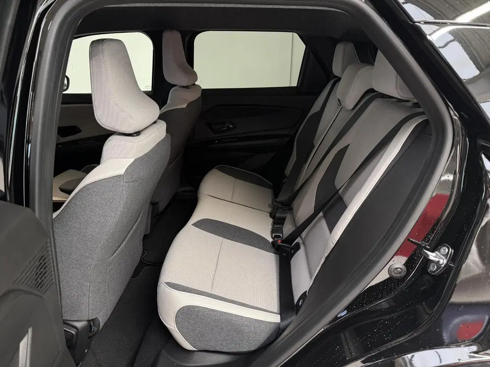 Nissan Micra EVOLVE 52 kWh uit 2025, foto 8