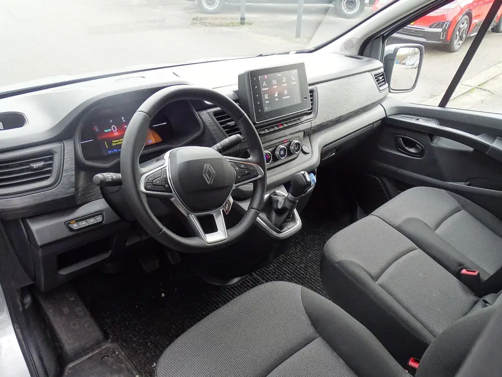Renault Trafic T29 L2H1 Advance 52 kWh DC 50kW snella uit 2025, foto 7