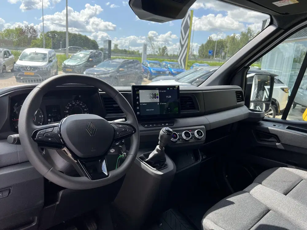 Renault Master T35 2.0 dCi 130 L2H2 Start uit 2024, foto 3