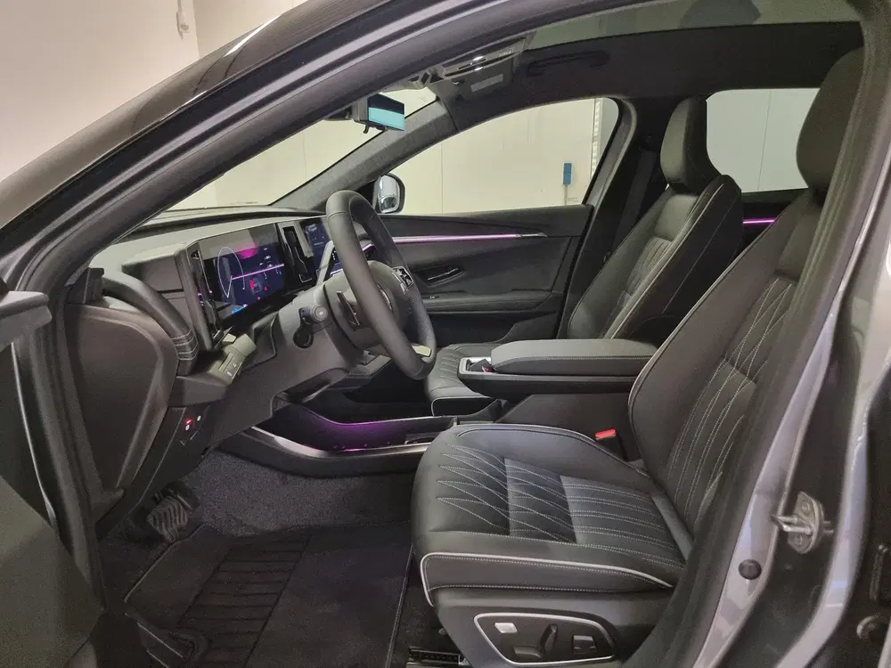 Mitsubishi Eclipse Cross Instyle 87 kWh uit 2025, foto 7