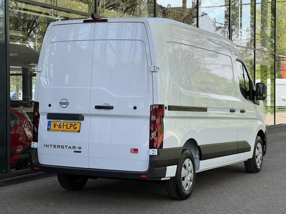 Nissan Interstar L2H2 Limited 87 kWh uit 2025, foto 2