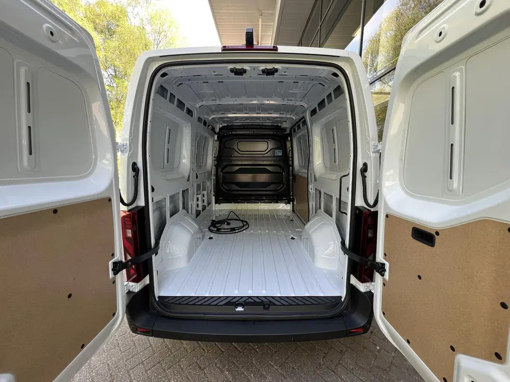 Nissan Interstar L2H2 Limited 87 kWh uit 2025, foto 8