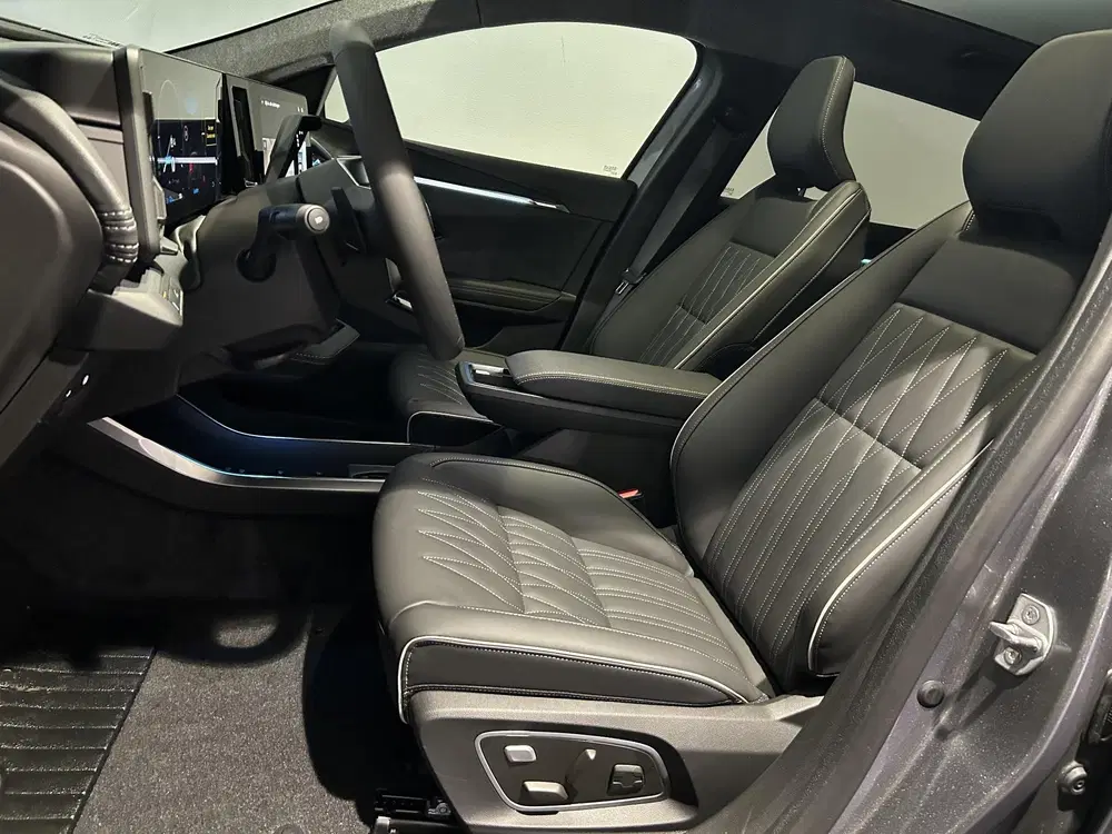 Mitsubishi Eclipse Cross Instyle 87 kWh uit 2025, foto 6