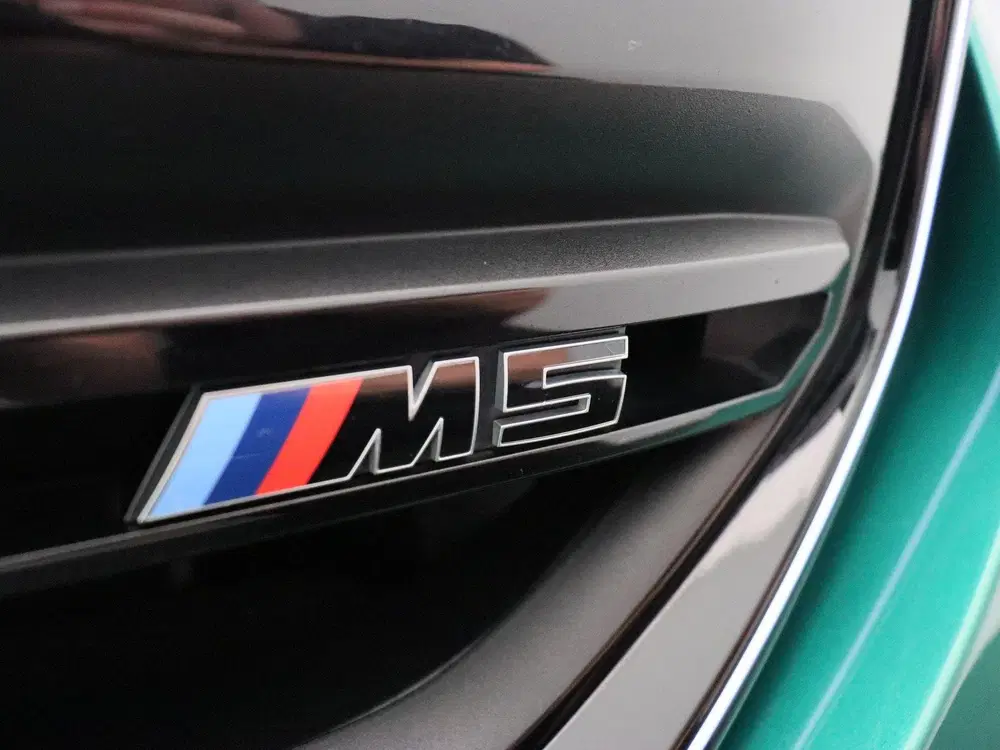 BMW M5 Sedan Comfort Pack uit 2024, foto 8