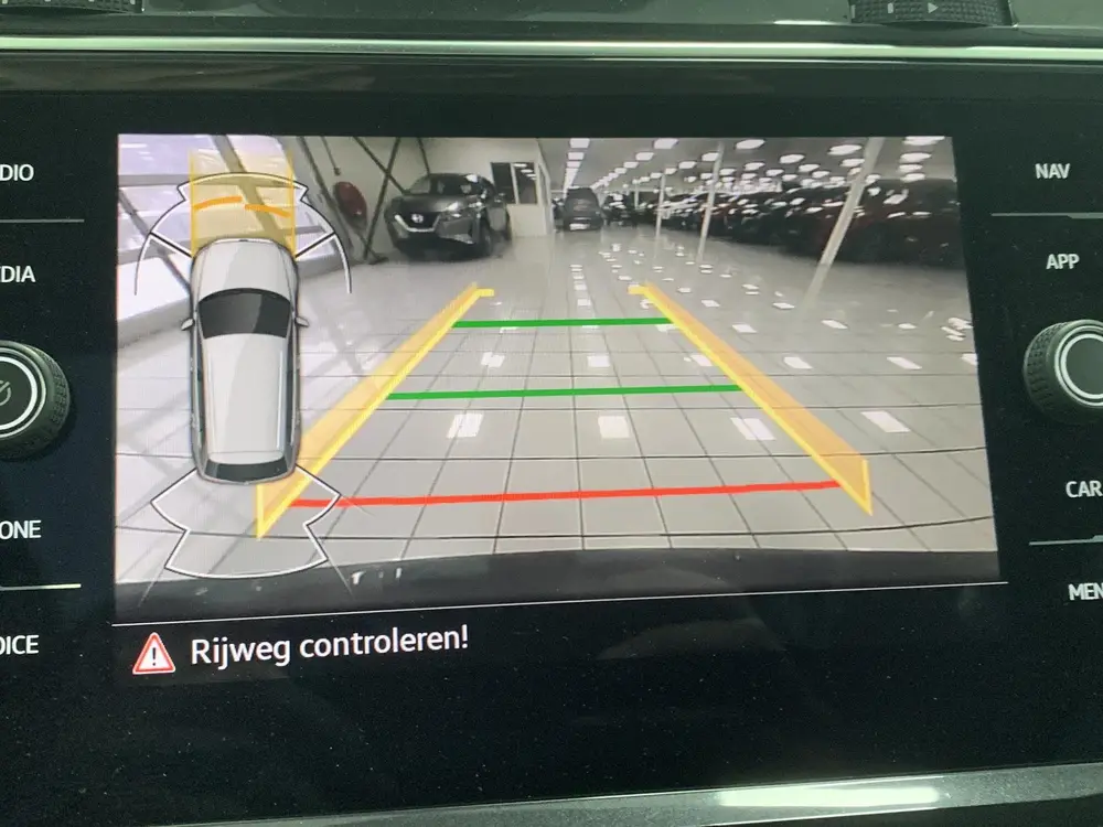 Volkswagen Tiguan 1.4 TSI eHybrid Business+ SOH 96,8% | PANO uit 2023, foto 11