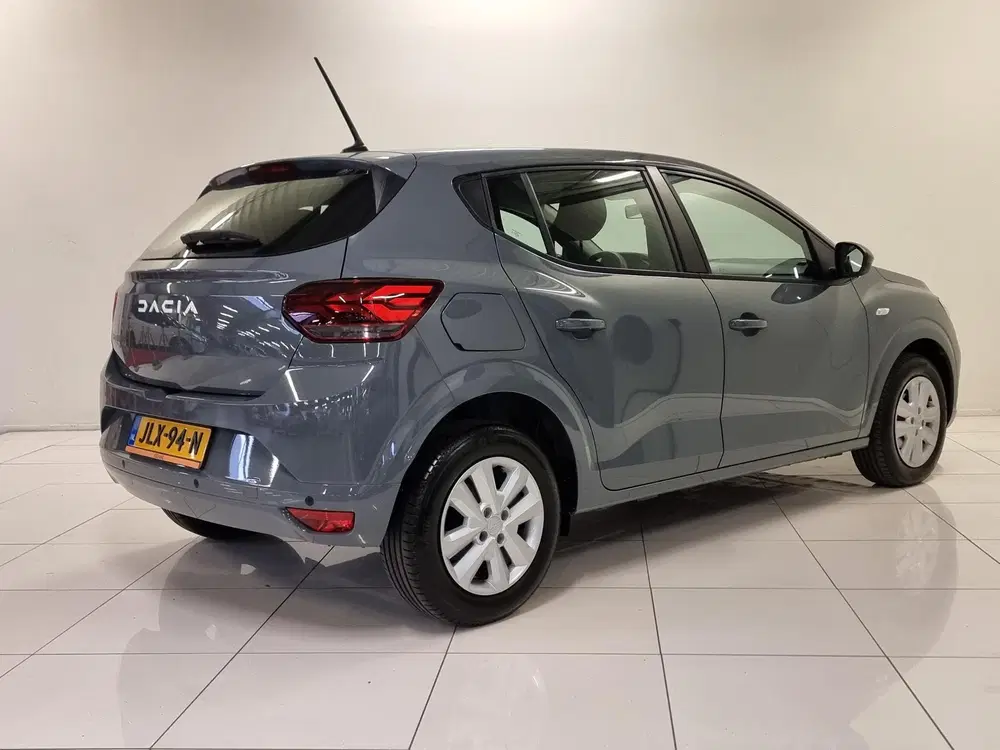 Dacia Sandero 1.0 TCe 90 Expression uit 2024, foto 2