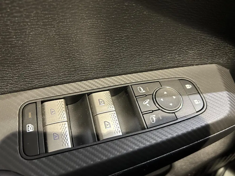 Mitsubishi Outlander 2.4 PHEV Instyle uit 2025, foto 19