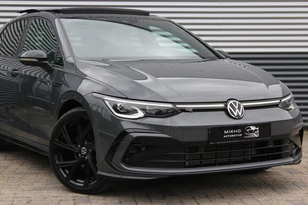 Volkswagen Golf 1.5 eTSI 3x R-Line | Panoramadak | Camera | uit 2022, foto 17