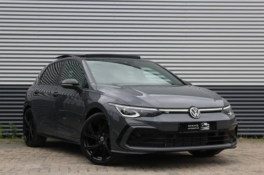 Volkswagen Golf 1.5 eTSI 3x R-Line | Panoramadak | Camera | uit 2022, foto 18