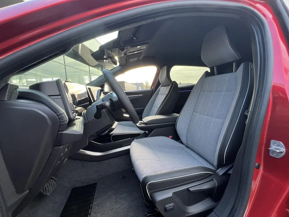Mitsubishi Eclipse Cross Intense 87 kWh uit 2026, foto 7