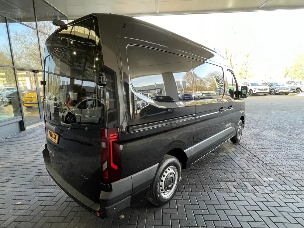 Renault Master T35 L2H2 Advance long range 87 kWh uit 2025, foto 2