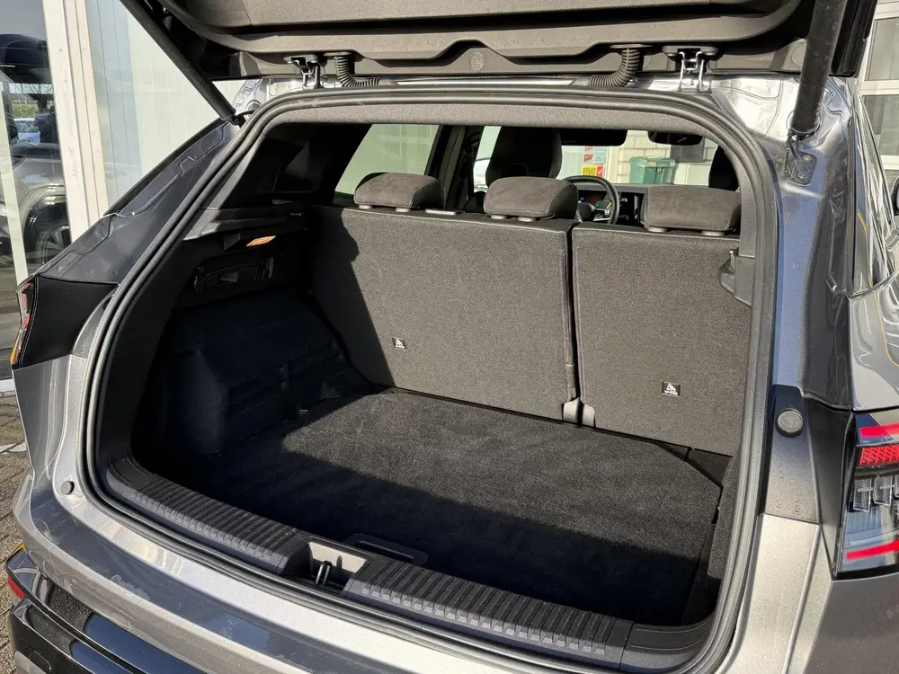 Renault Austral 1.2 E-Tech full hybrid 200 iconic esprit A uit 2025, foto 9