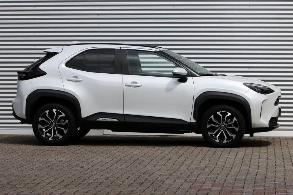 Toyota Yaris Cross 1.5 Hybrid 130 Team-Player Safety+ Winter uit 2025, foto 3