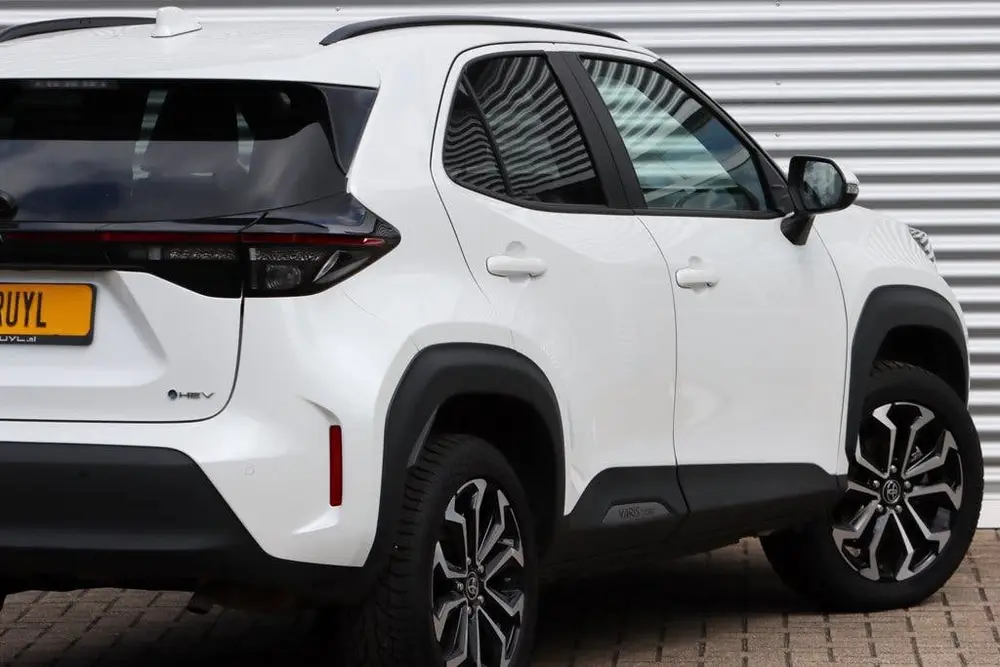 Toyota Yaris Cross 1.5 Hybrid 130 Team-Player Safety+ Winter uit 2025, foto 6