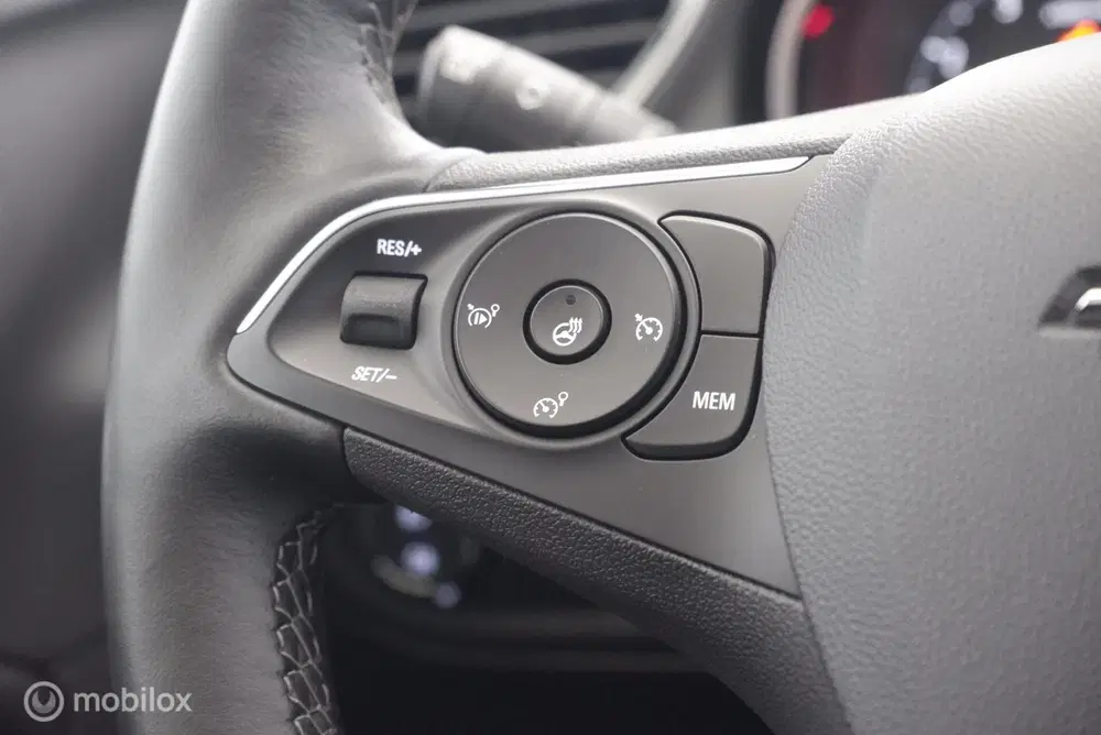 Opel Grandland X 1.2 T automaat Business Elegance leder uit 2021, foto 11